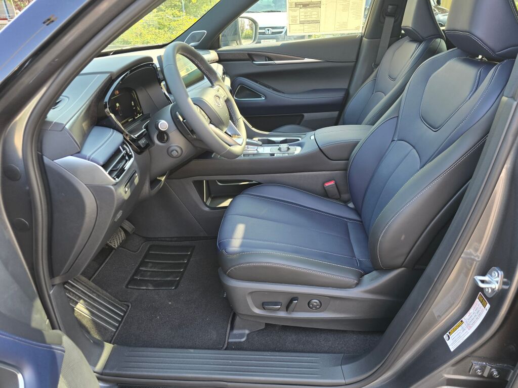 2026 Infiniti QX60 AWD photo 18