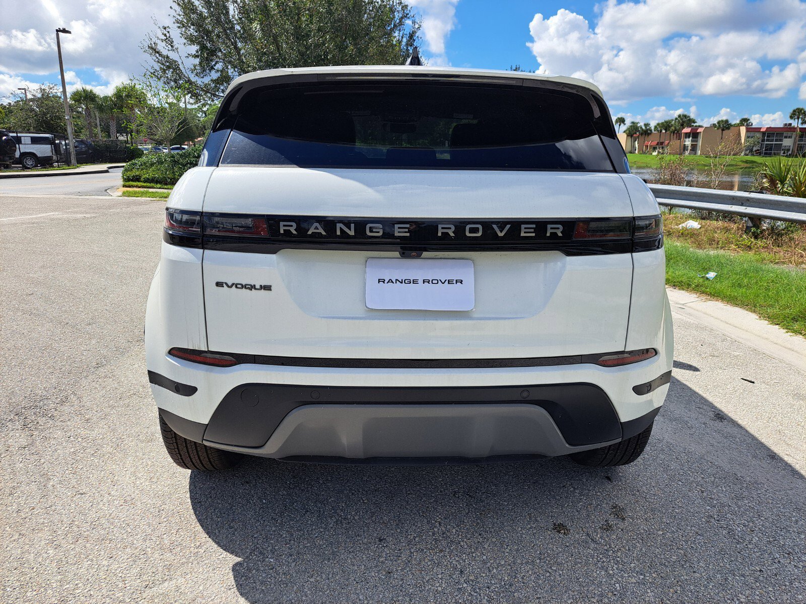 2026 Land Rover Range Rover Evoque S photo 6