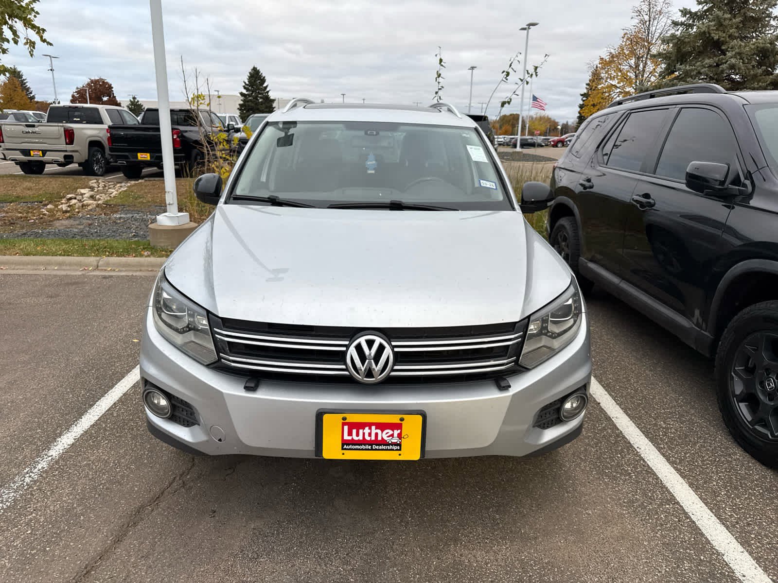 Used 2017 Volkswagen Tiguan Sport with VIN WVGTV7AX9HK008774 for sale in Brooklyn Center, Minnesota