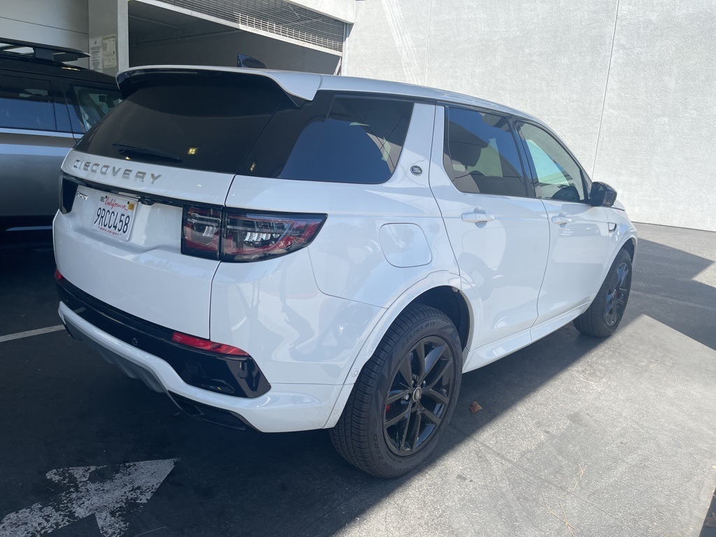2024 Land Rover Discovery Sport S photo 2