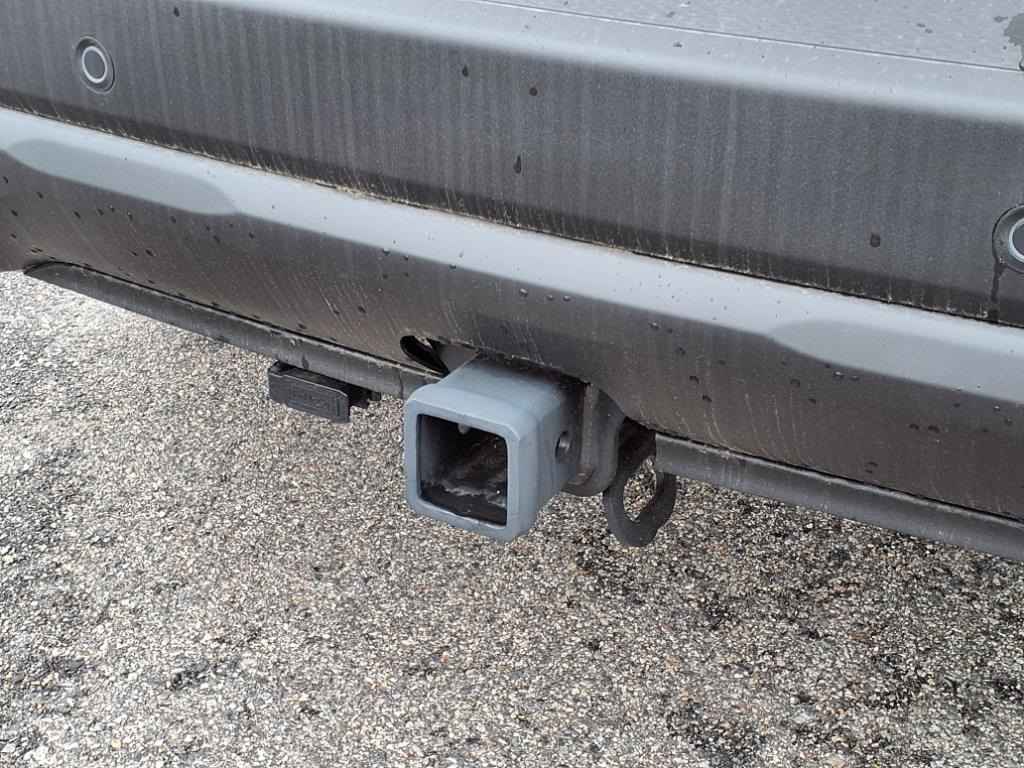 2025 Ford Escape Hybrid ST-Line Select photo 2