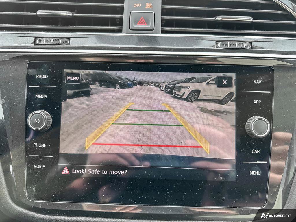 Certified PreOwned 2018 Volkswagen Tiguan Comfortline 2.0L AWD Heated Seats Rain Sensing