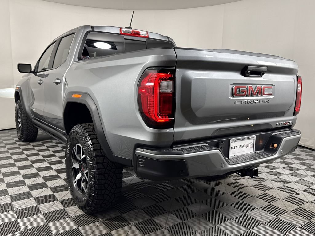 2025 Gmc Canyon AT4 photo 3