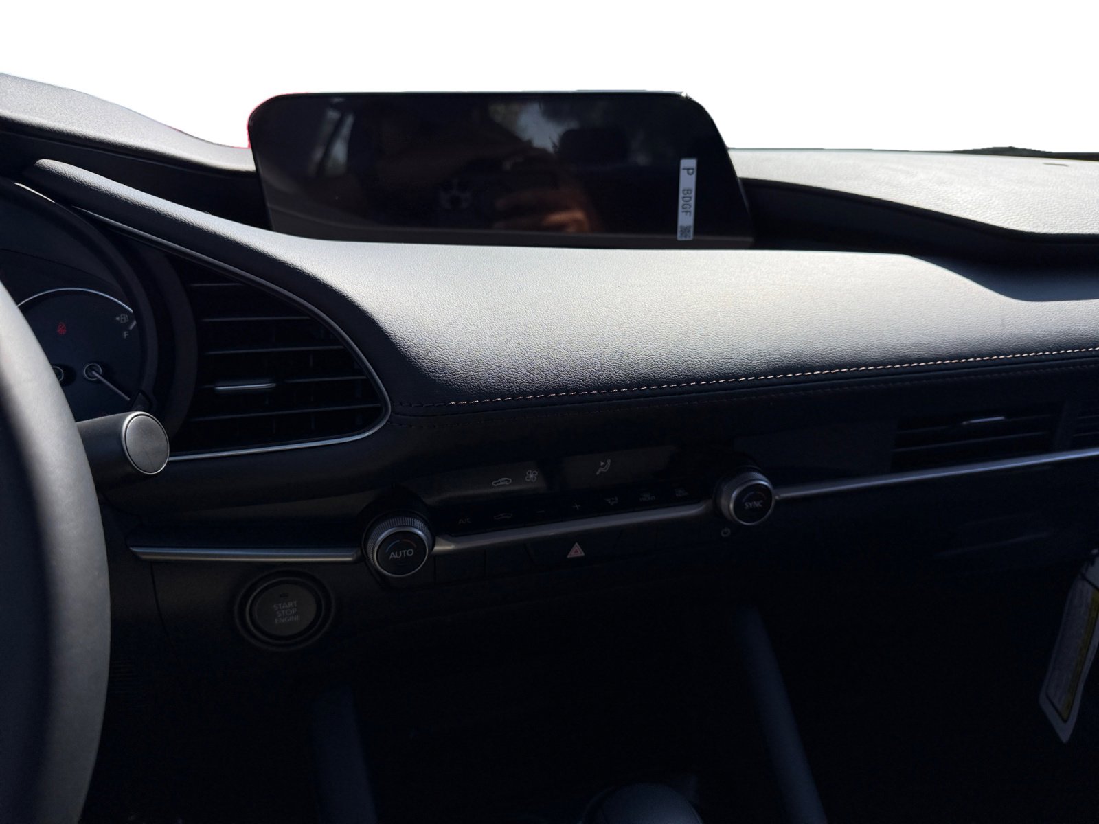 2025 Mazda Mazda3 2.5 Select Sport photo 12