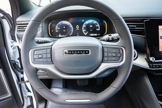 2025 Jeep Wagoneer Base photo 16