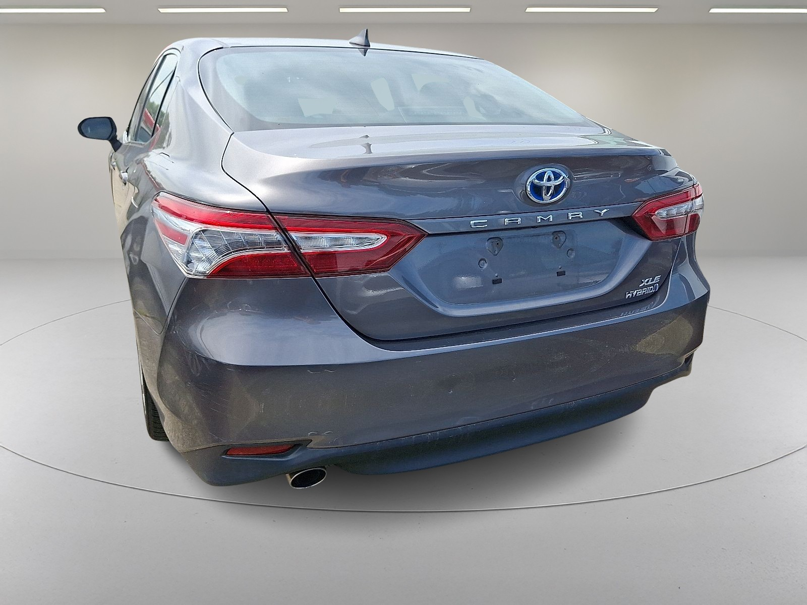 2019 Toyota Camry Hybrid XLE photo 7