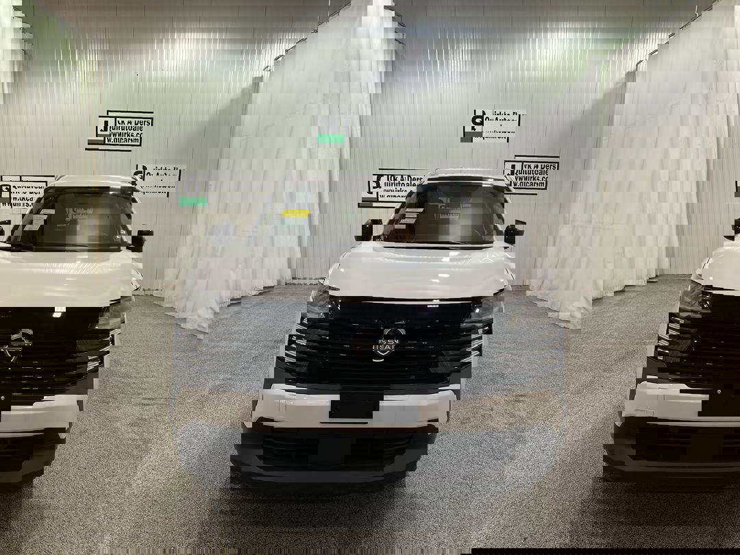 2026 Nissan Kicks SV photo 2