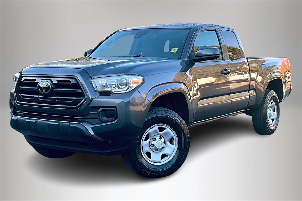 2019 Toyota Tacoma SR5 photo 2