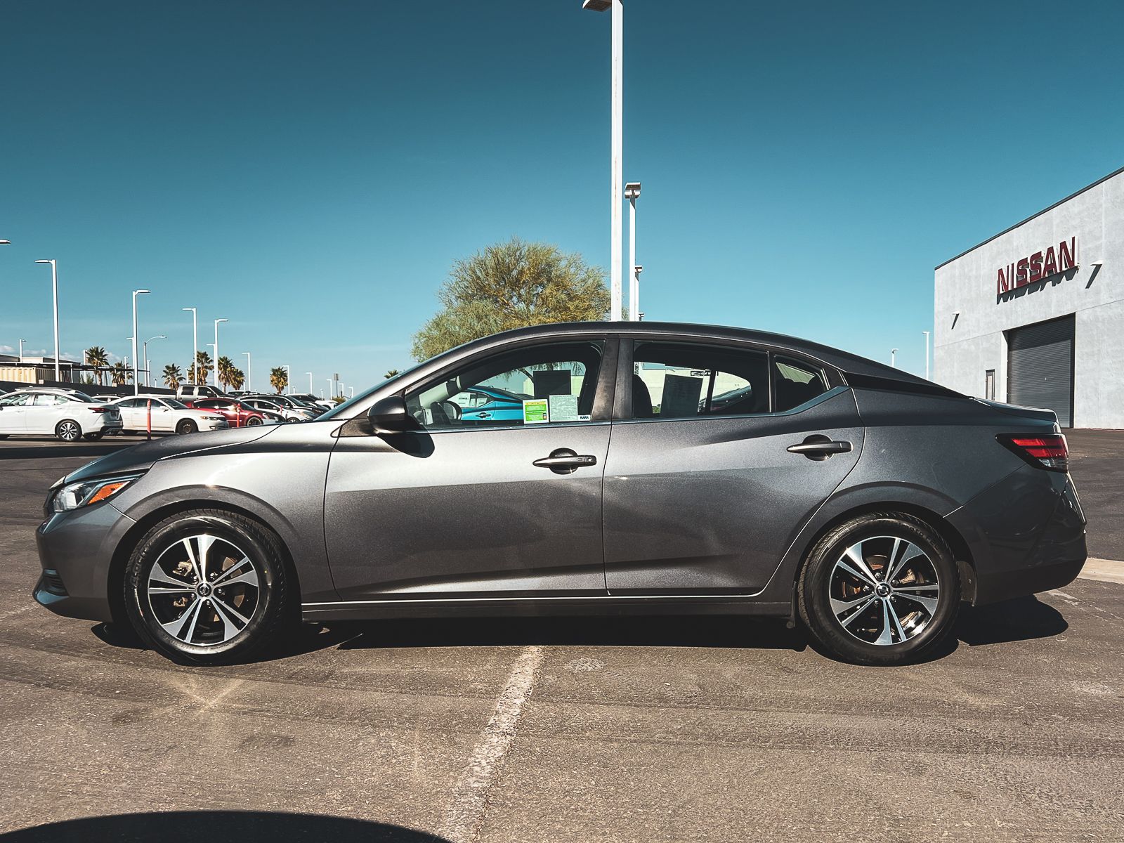 2021 Nissan Sentra SV photo 2
