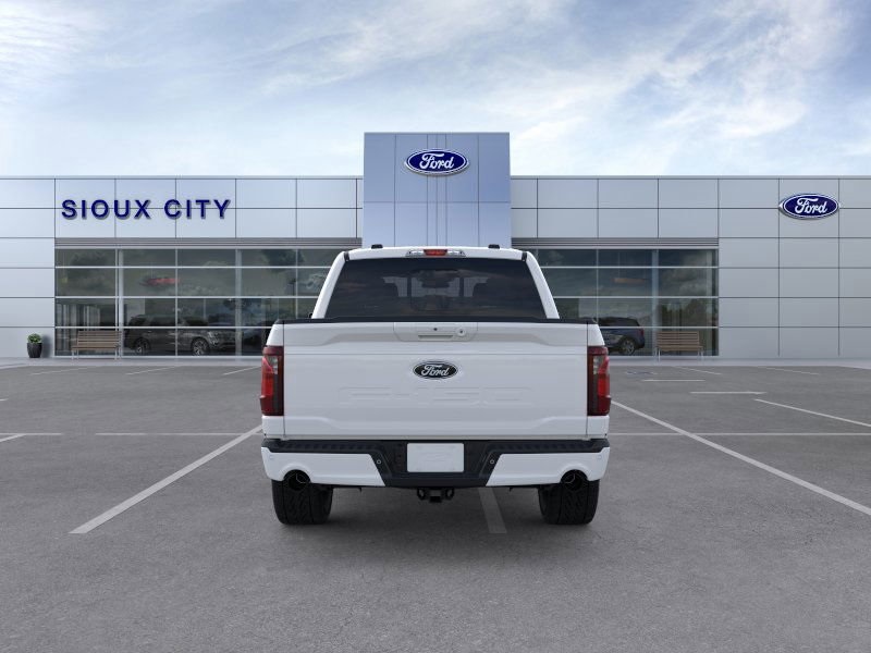 2025 Ford F-150 XLT photo 5