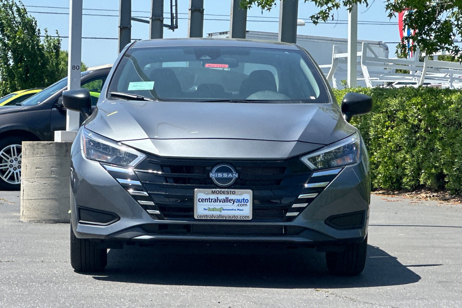 2025 Nissan Versa S photo 6