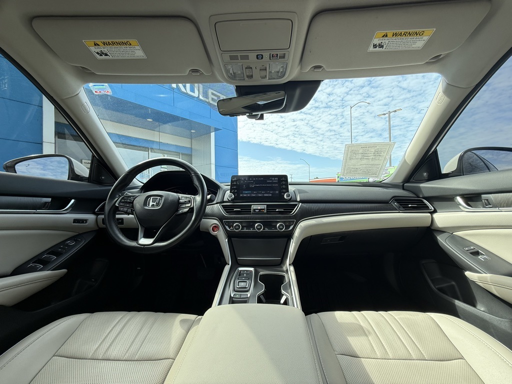 2021 Honda Accord Touring 2.0T photo 9