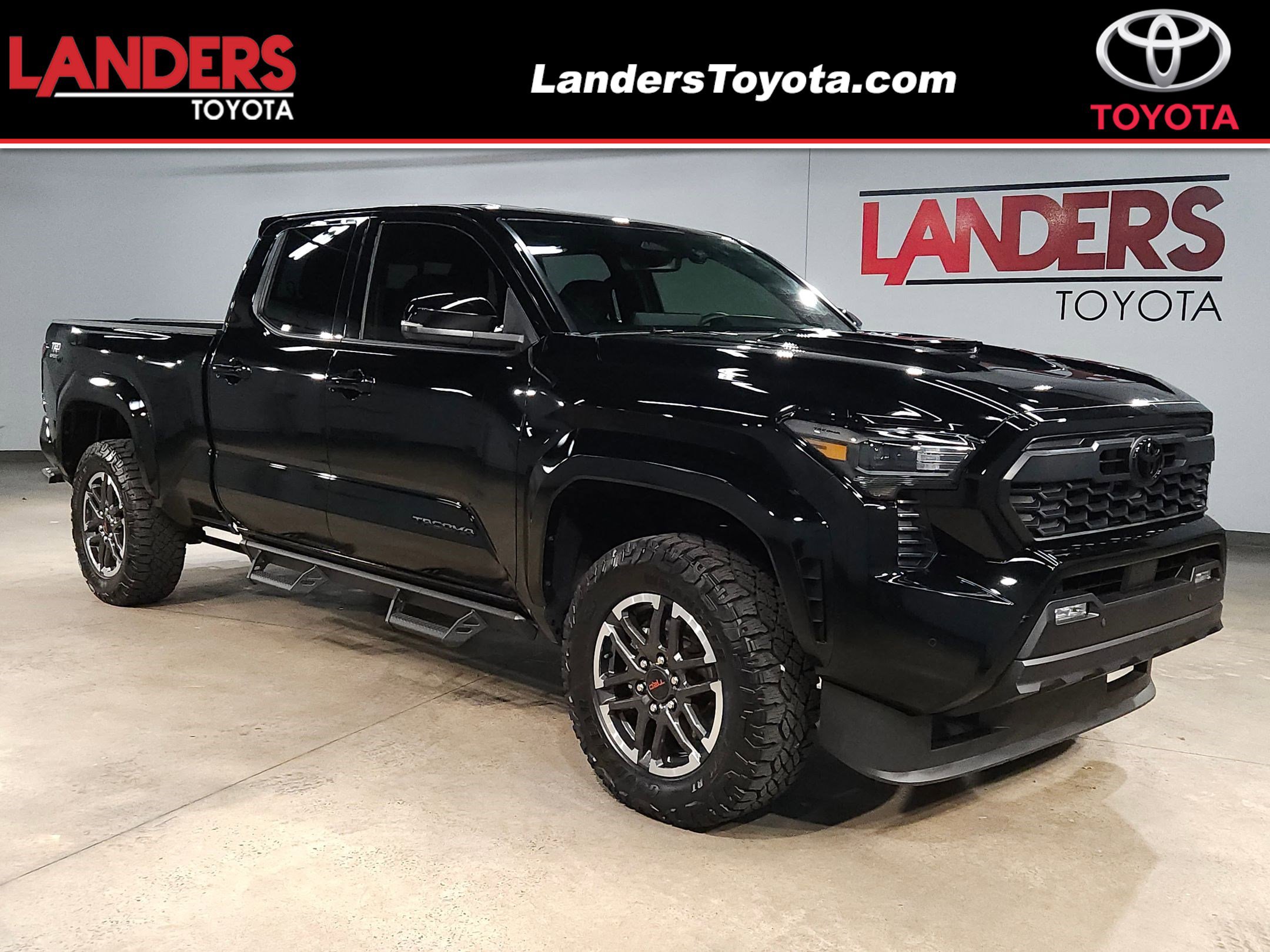 2025 Toyota Tacoma TRD Sport's photo