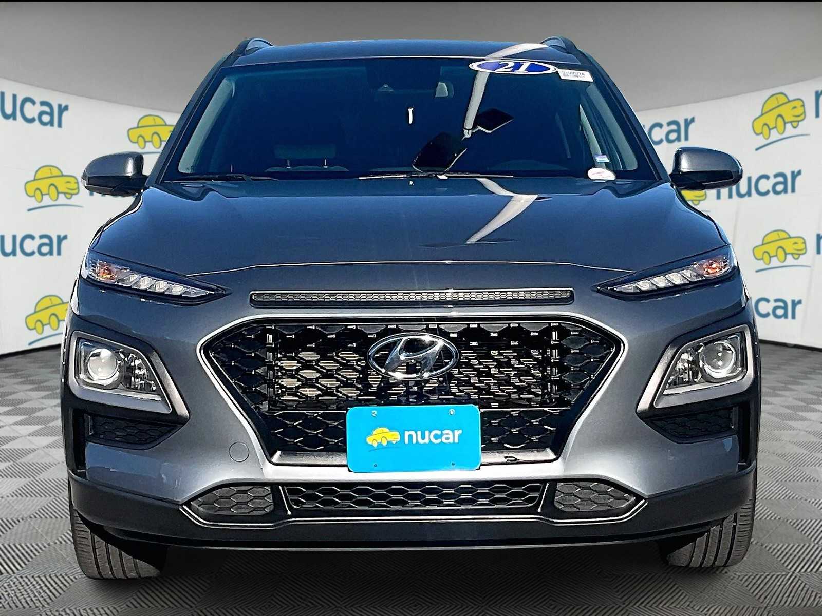 2021 Hyundai Kona SEL photo 2