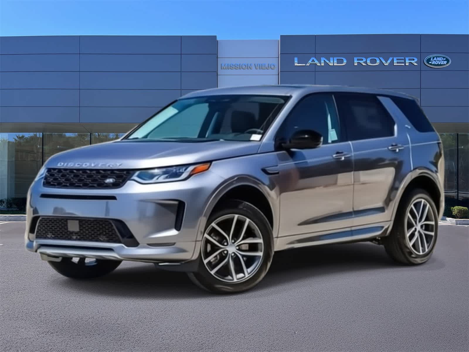 2025 Land Rover Discovery S photo 5