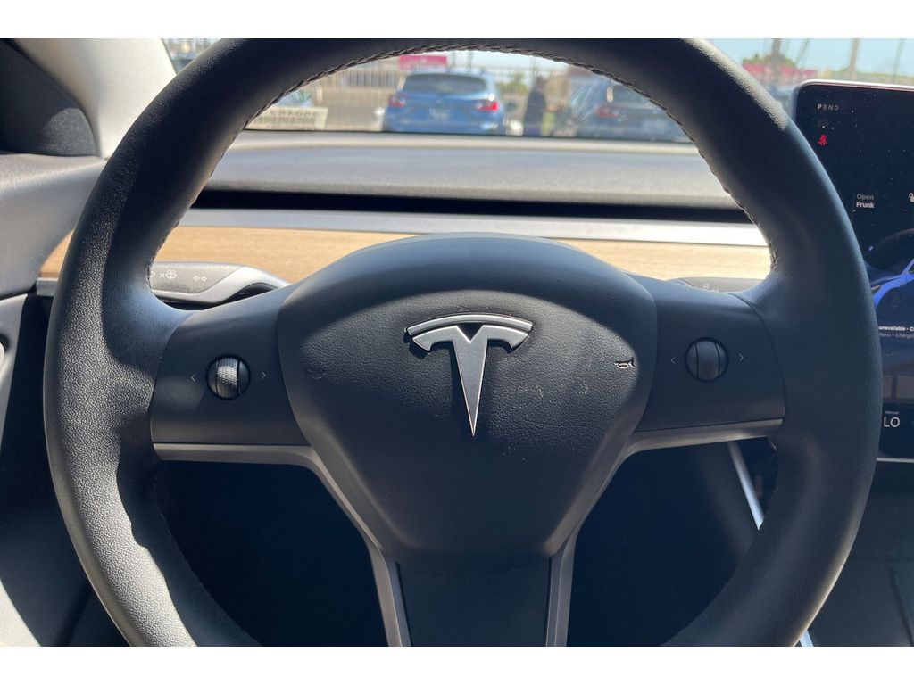 2020 Tesla Model 3 Long Range photo 26