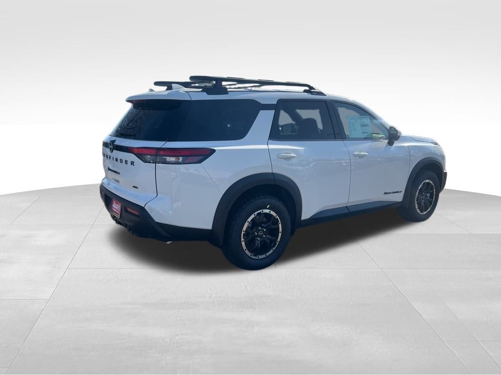 2025 Nissan Pathfinder Rock Creek photo 4