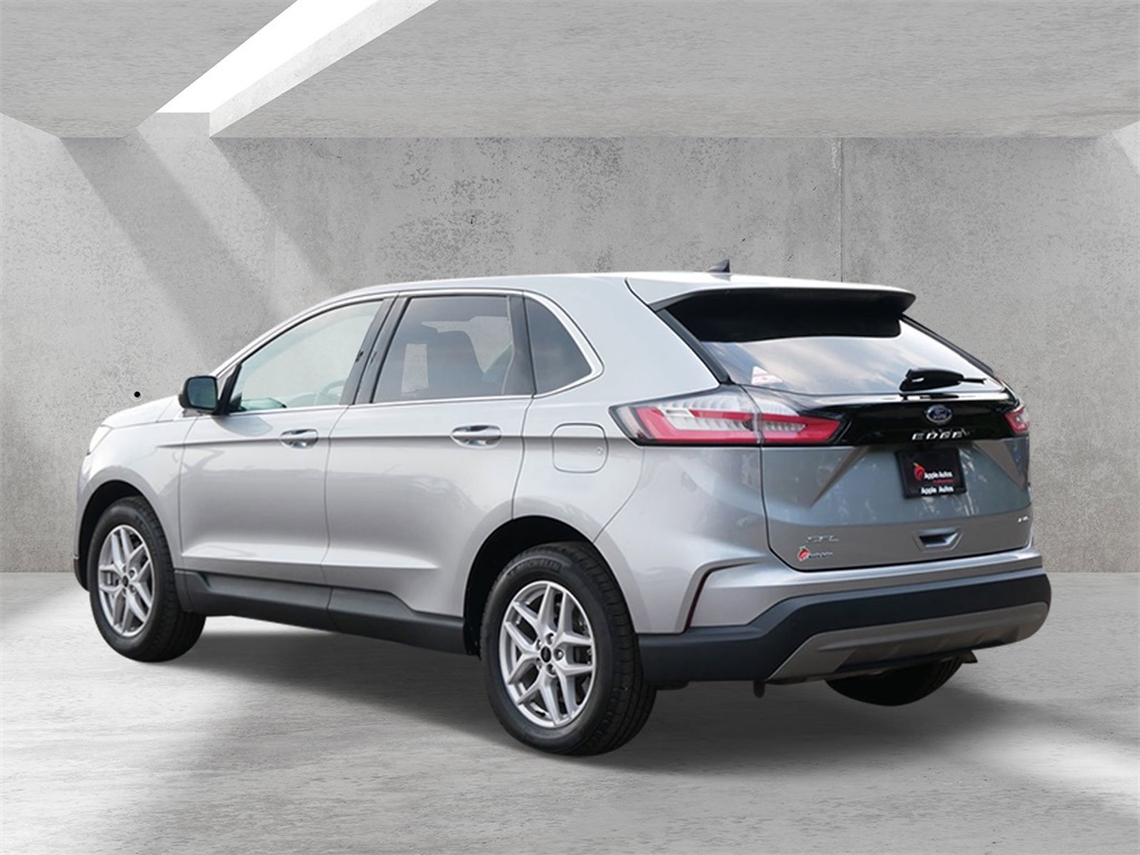 2023 Ford Edge SEL photo 4