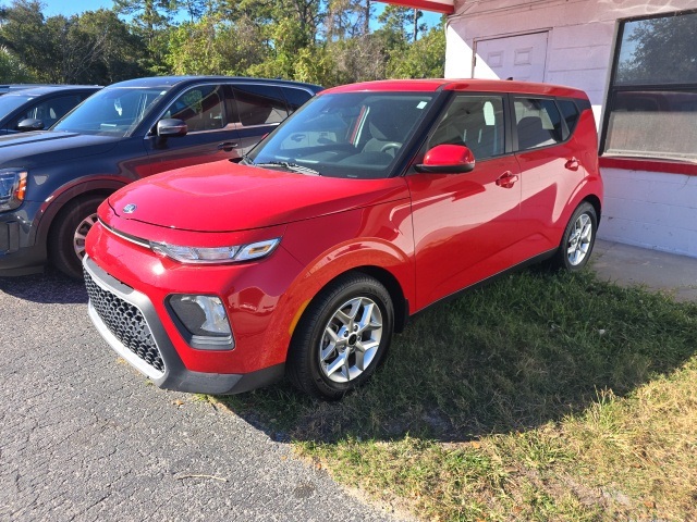 2021 Kia Soul S photo 2