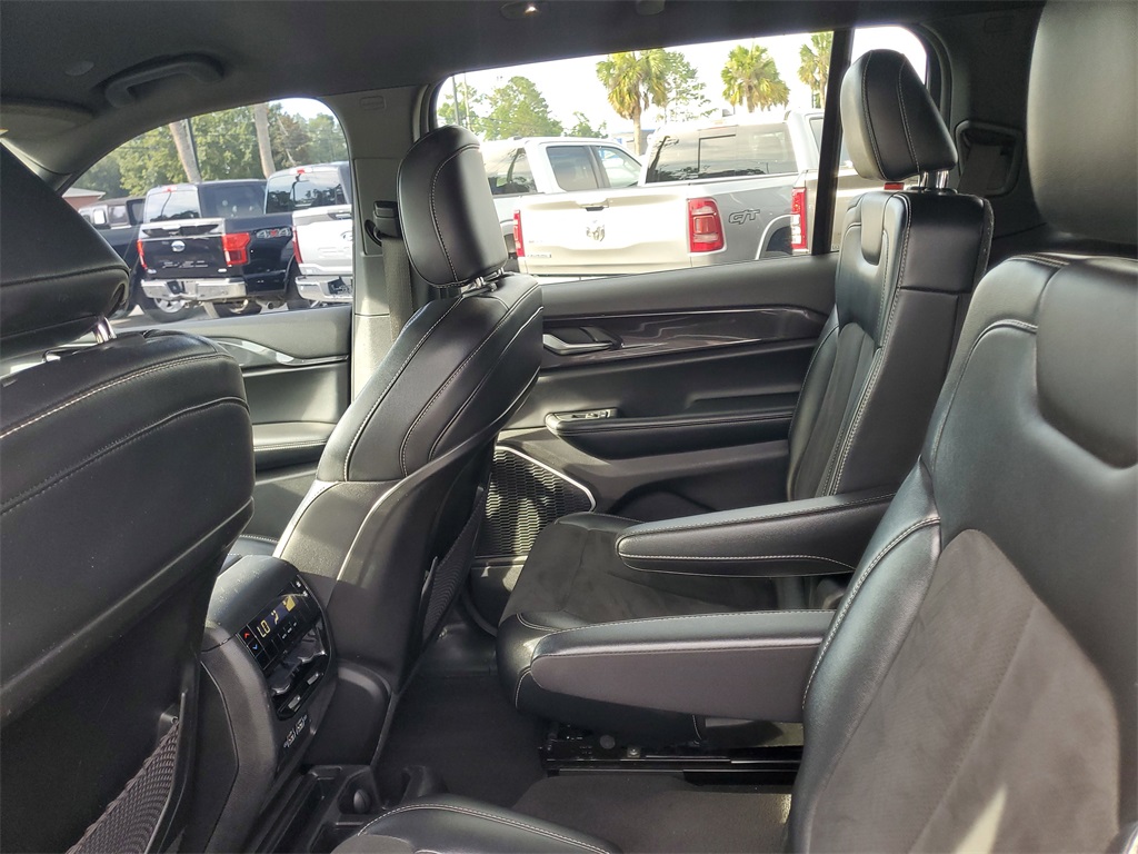 2022 Jeep Grand Cherokee Altitude photo 27