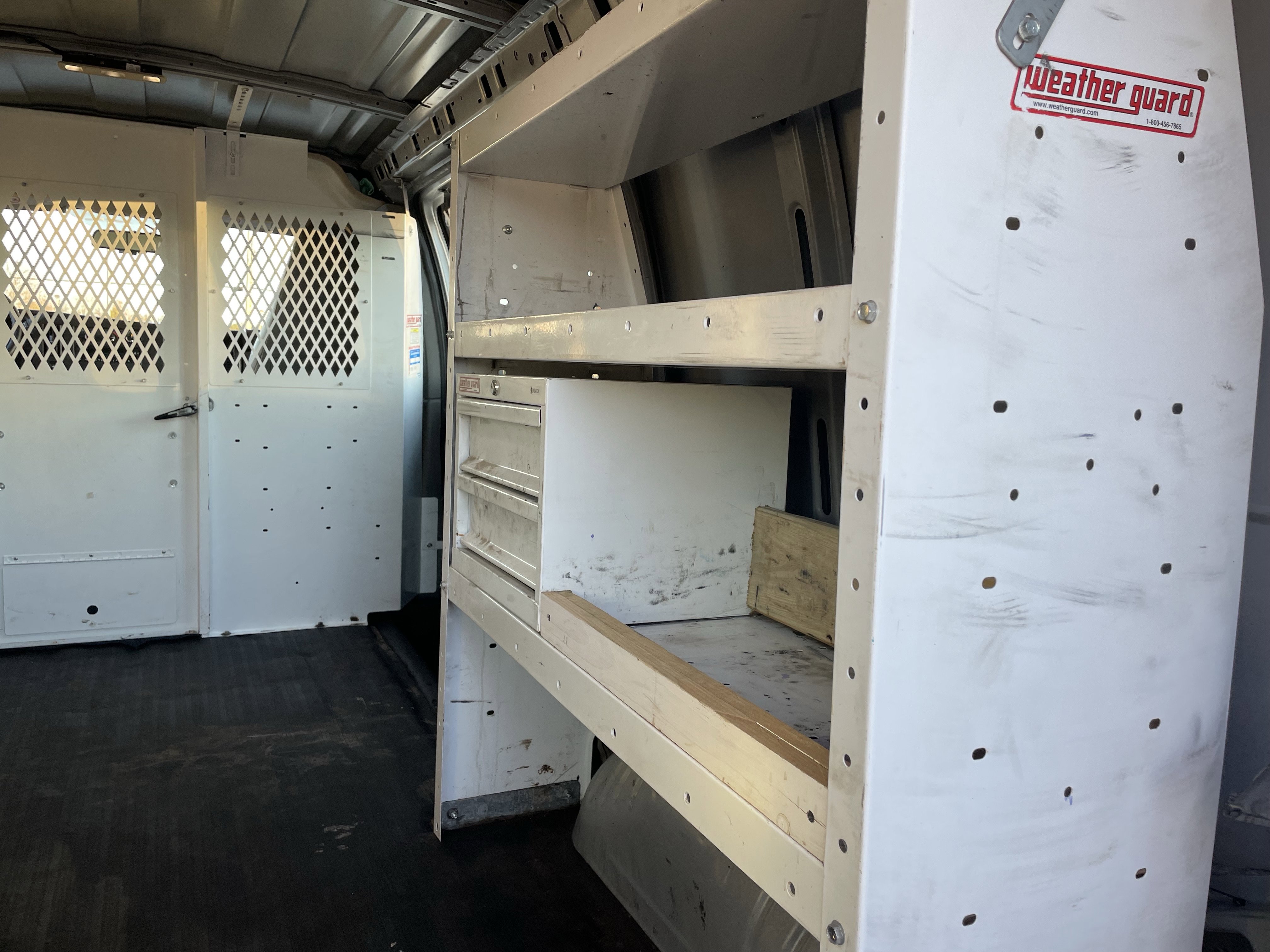 2023 Chevrolet Express Cargo Van 2500 photo 2