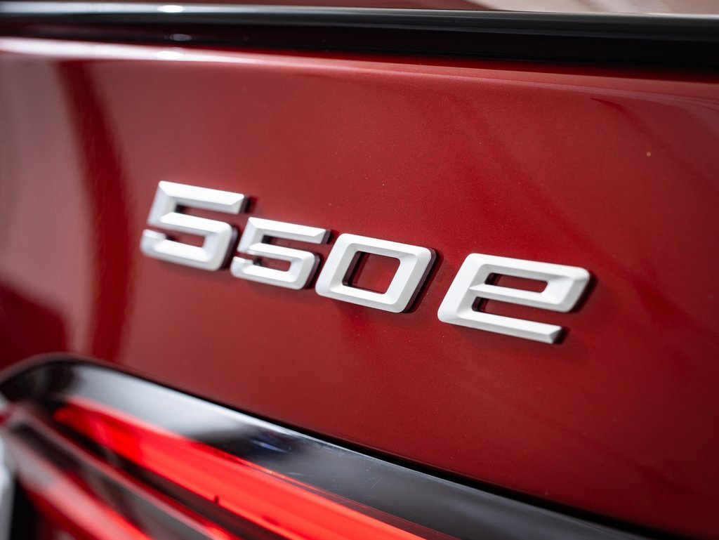 2026 Bmw 550e 550e xDrive photo 8