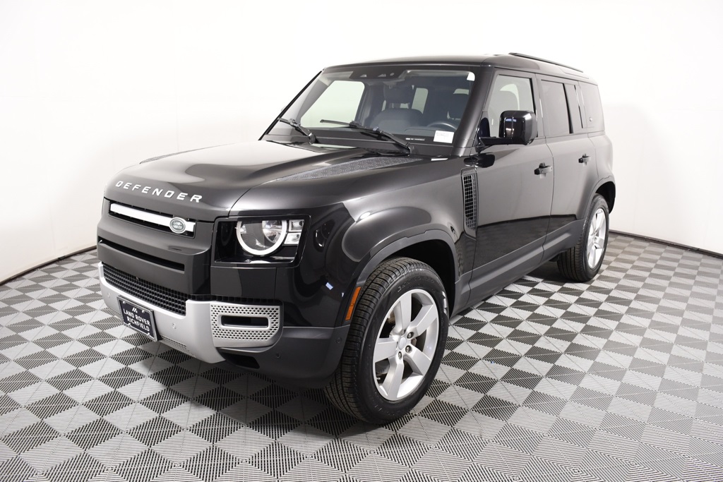 2021 Land Rover Defender S's photo