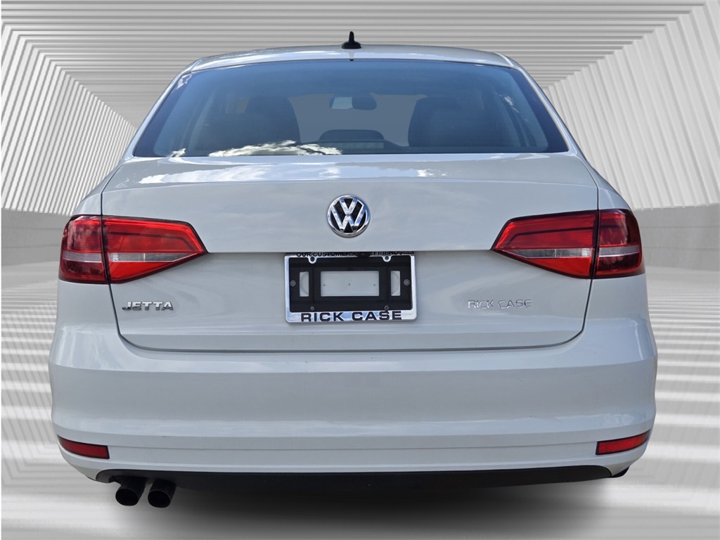 2015 Volkswagen Jetta 2.0 S photo 4