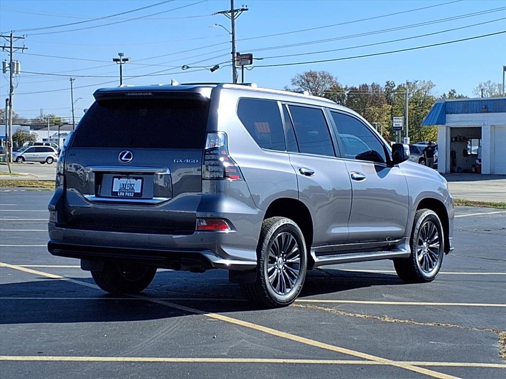 2023 Lexus GX 460 Premium photo 4