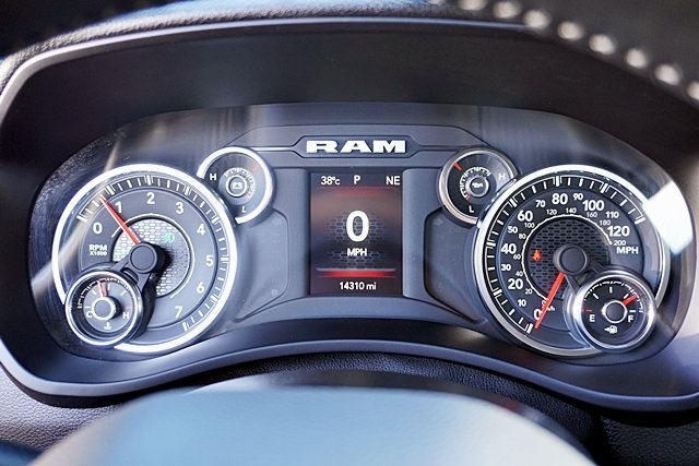 2024 Ram 2500 Big Horn photo 31