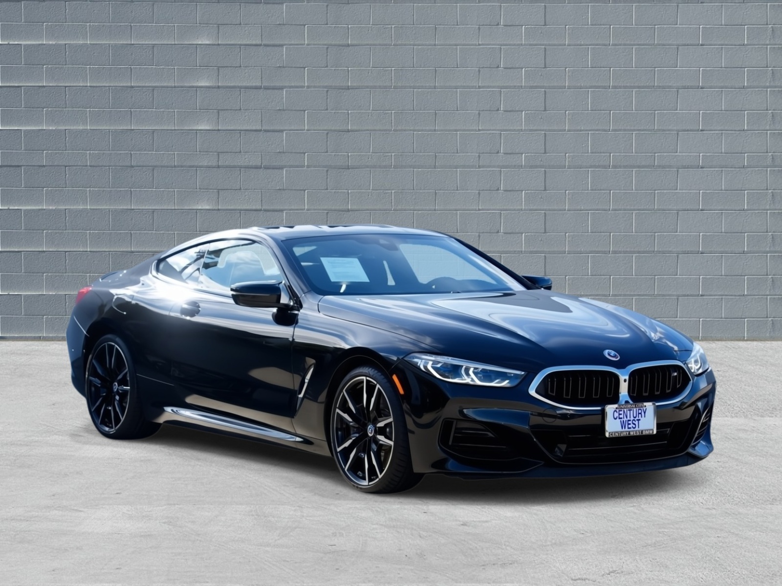 2023 BMW 8 Series M850i's photo