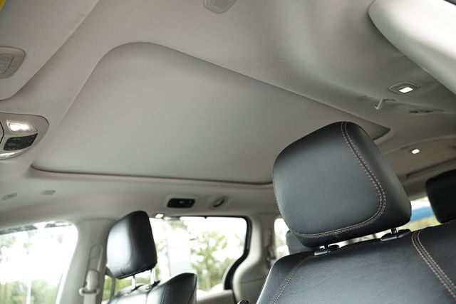 2019 Chrysler Pacifica Touring Plus photo 17