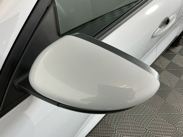 2025 Ford Escape Hybrid ST-Line Select photo 12