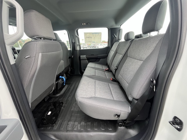 2025 Ford F-150 XL photo 4