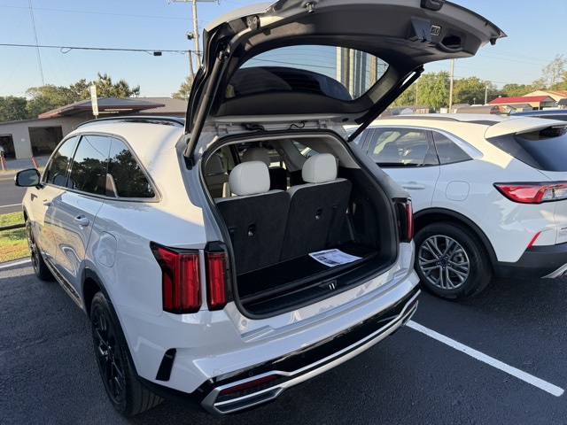 2023 Kia Sorento SX photo 10
