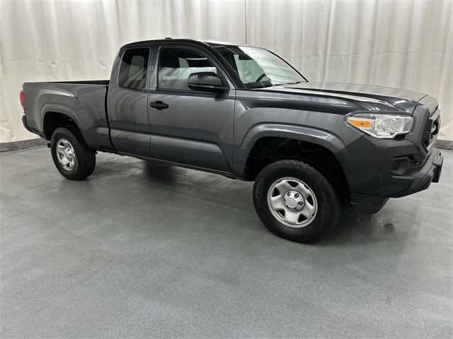 2021 Toyota Tacoma SR's photo