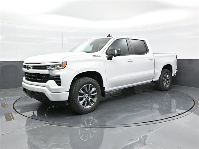 2025 Chevrolet Silverado 1500 RST photo 3