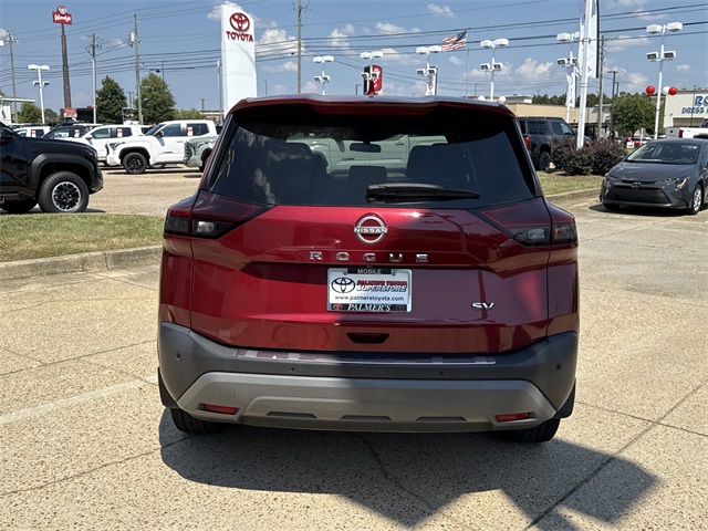 2022 Nissan Rogue SV photo 3