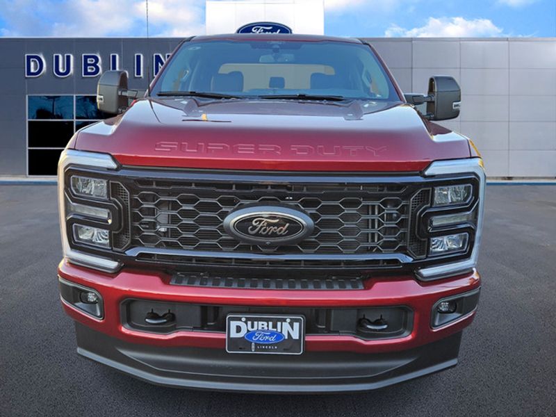 2026 Ford F-250 Lariat photo 2
