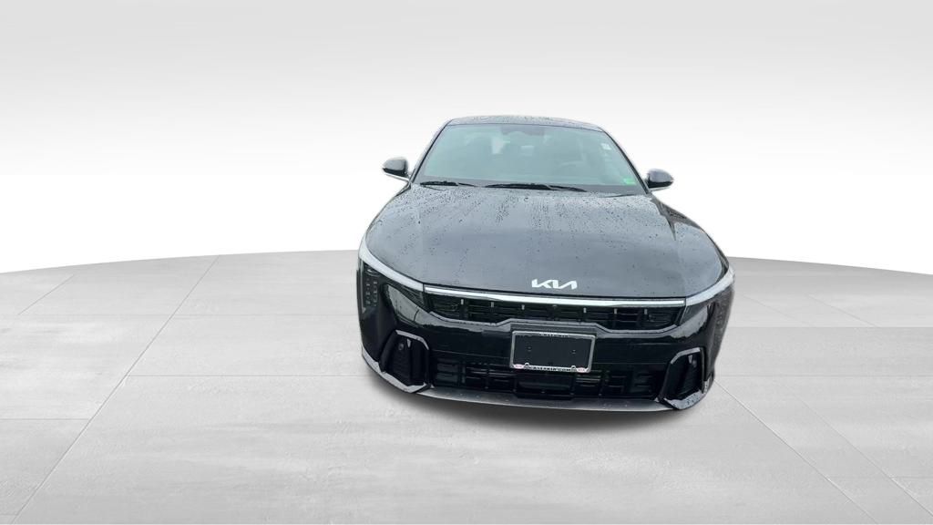 2025 Kia K4 GT-Line Turbo photo 9