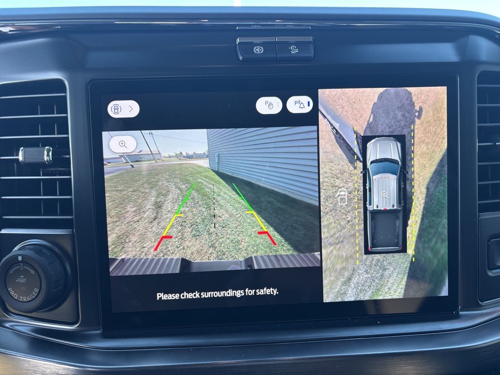 2025 Ford F-350 Lariat photo 25