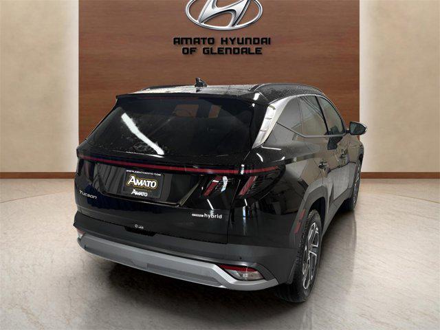 2025 Hyundai Tucson Hybrid Limited photo 5
