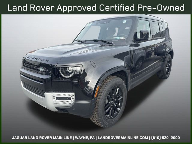 2025 Land Rover Defender S's photo