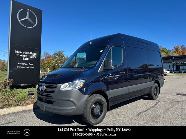 2026 Mercedes-Benz Sprinter Cargo Van Base's photo