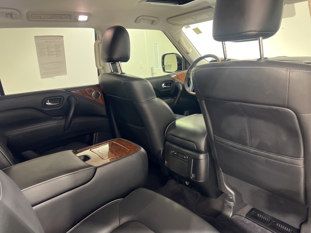 2019 Infiniti QX80 Luxe photo 25