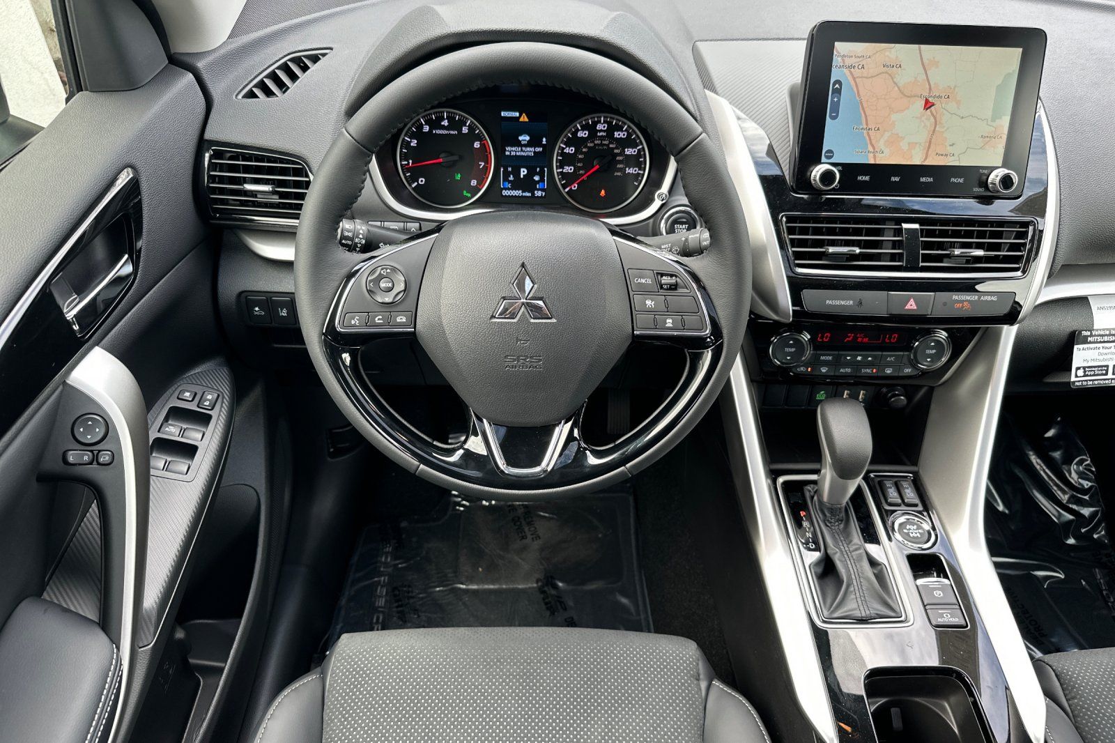2025 Mitsubishi Eclipse Cross SE photo 13