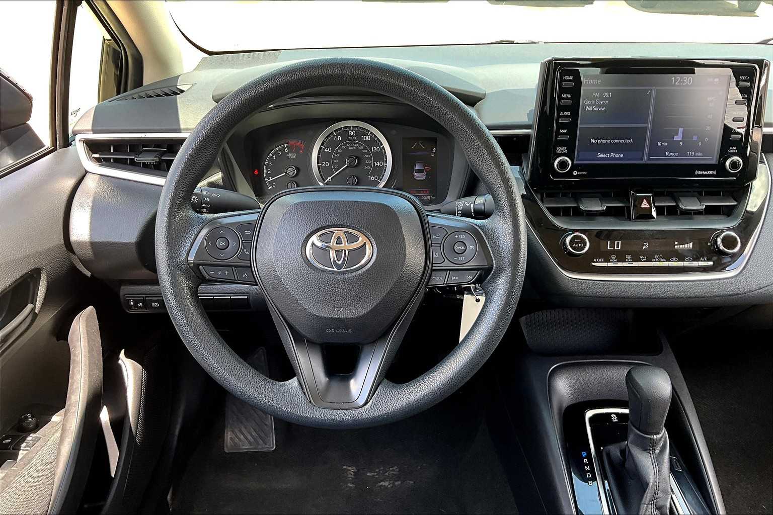 2022 Toyota Corolla LE photo 10