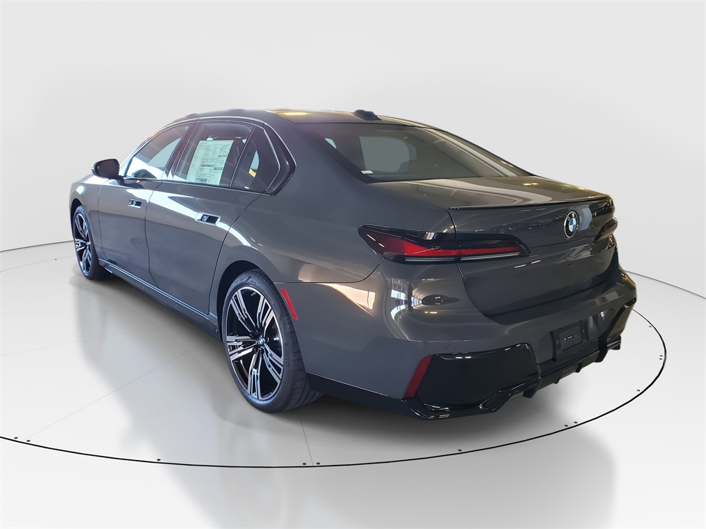 2026 Bmw 740i photo 4