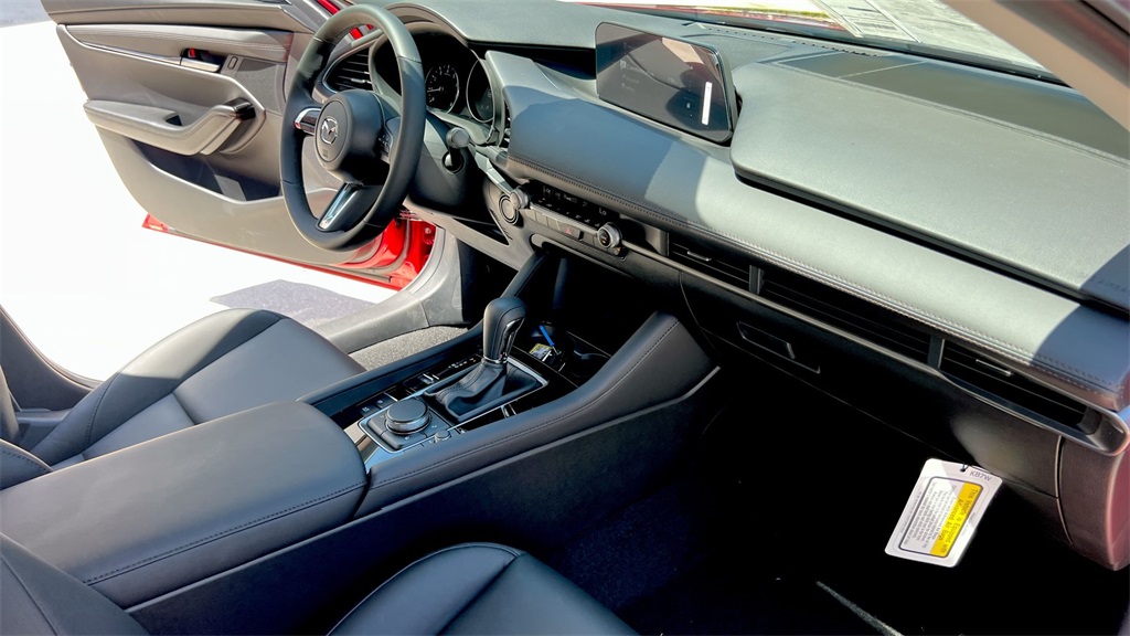 2025 Mazda Mazda3 Sedan 2.5 Select Sport photo 32