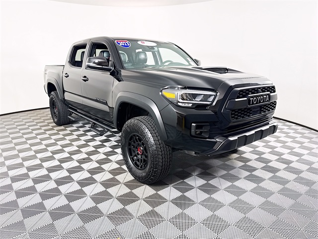 2023 Toyota Tacoma TRD Pro's photo